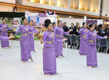 สมเด็จพระกนิษฐาธิราชเจ้า กรมสมเด็จพระเทพรัตนราชสุดา ฯ ... พารามิเตอร์รูปภาพ 32